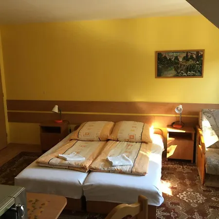 Chalupa Pod Lipami *